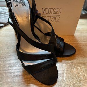NEW Mootsies Tootsies Black Size 11 M High Heel Sandals - never worn, cute!